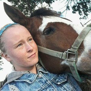 Meet your Posher, Danielle